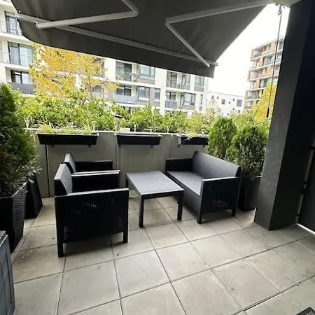 Ahoj Park, Terrace Studio, Private Parking شقة براتسيلافا
